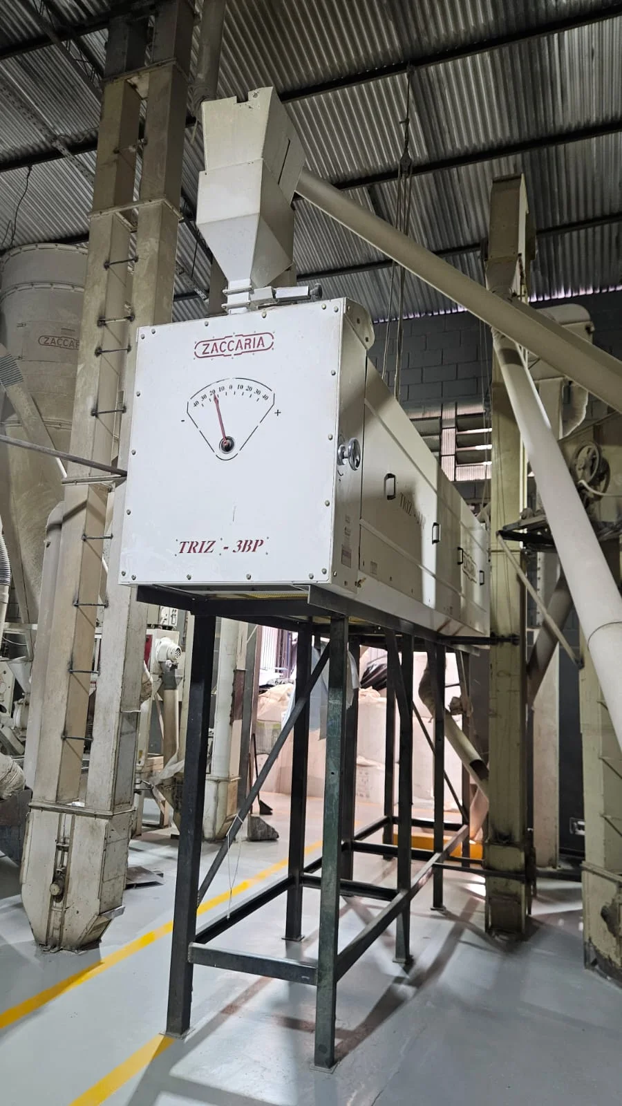 Silos de armazenagem industrial